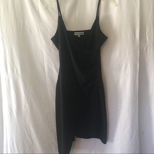 ALMOST FAMOUS   SIZE LARGE  BLACK DRESS